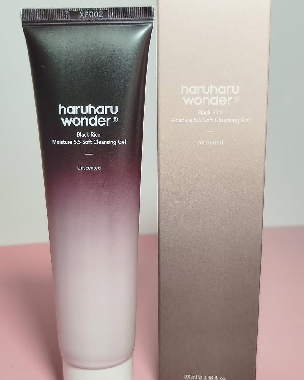 Black Rice Moisture 5.5 Soft Cleansing Gel