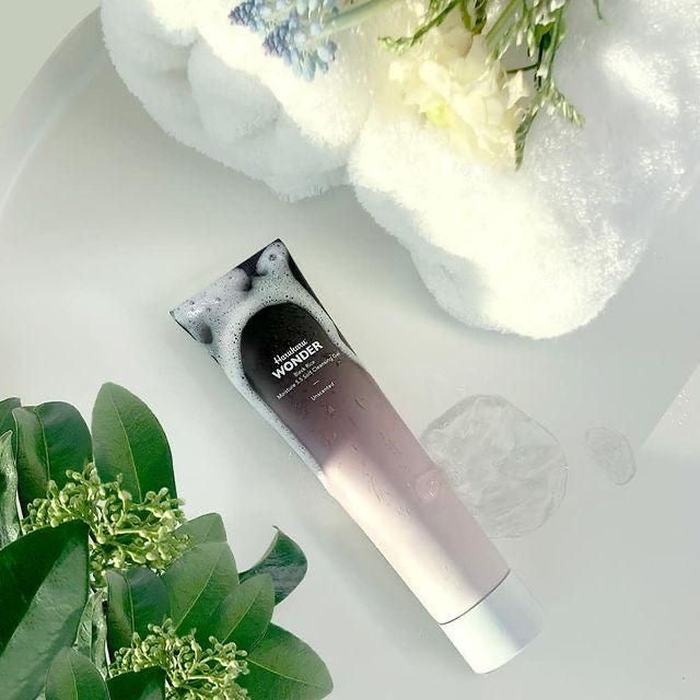 Black Rice Moisture 5.5 Soft Cleansing Gel
